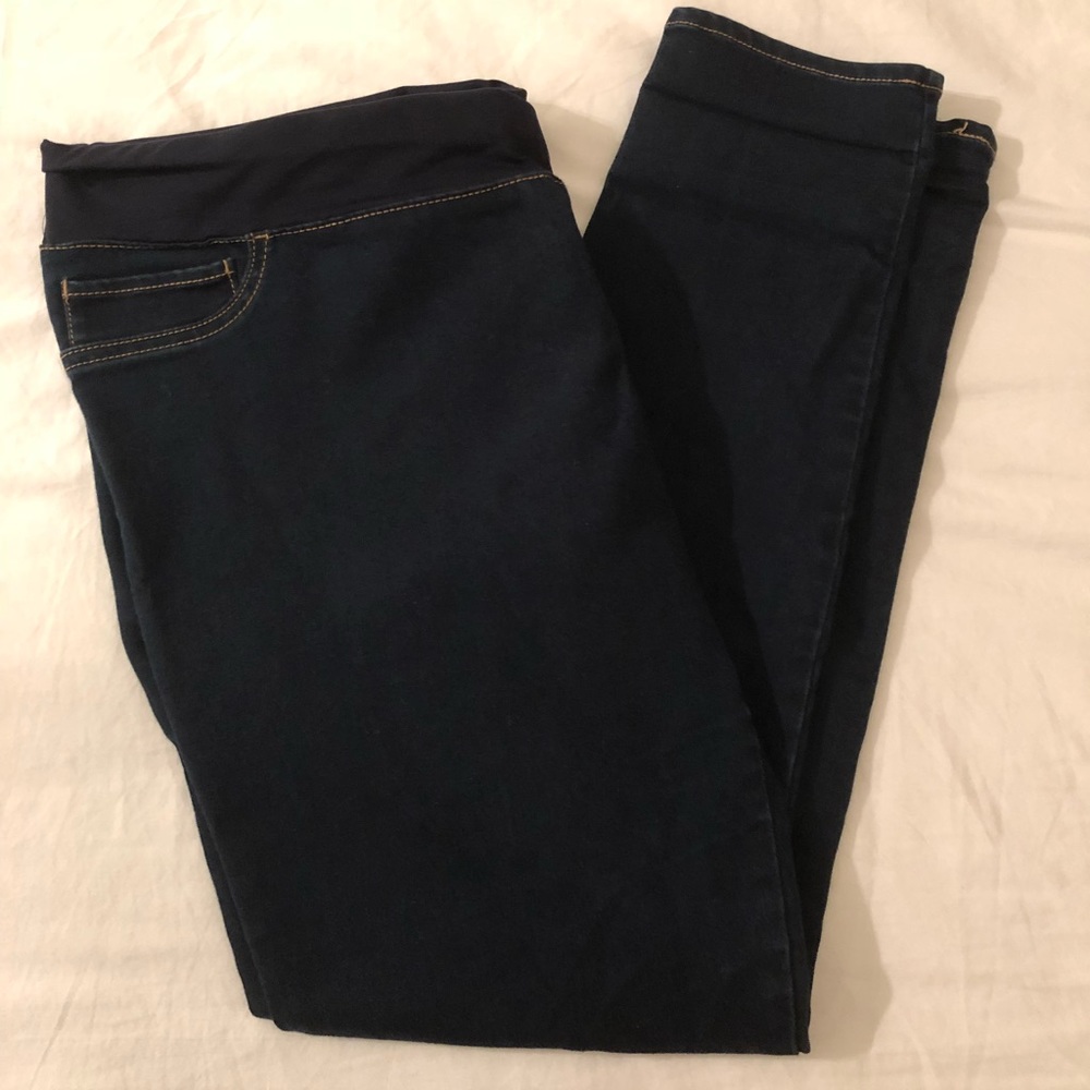 Liz Lange Maternity skinny jeans